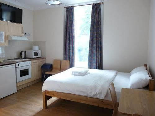 Earls Court Studios ลอนดอน ภายนอก รูปภาพ
